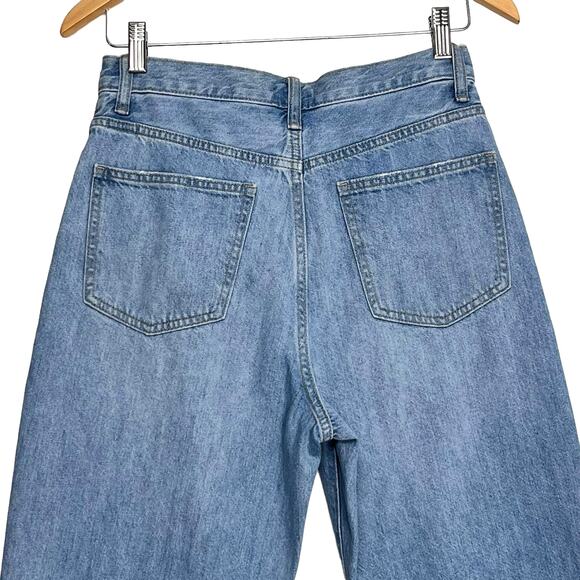 Uniqlo Relaxed Ankle Jeans Sz 26 High Rise Light Wash Distressed Rigid Denim - Picture 8 of 10